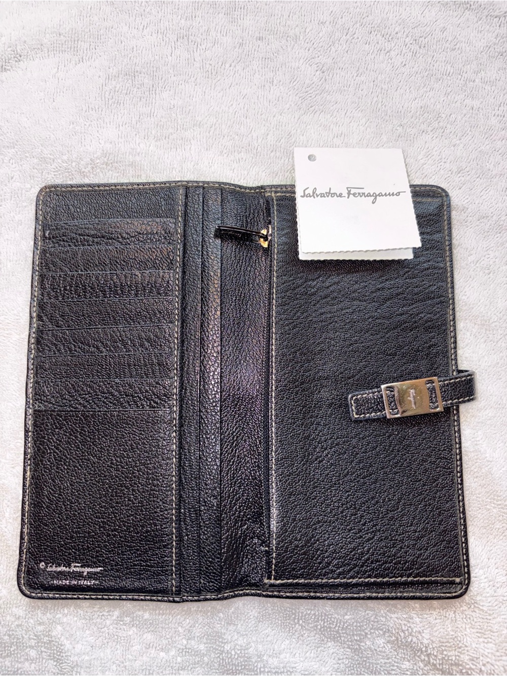 Salvatore Ferragamo Black Leather Womens Wallet with Silver Hardware Authentic - Picture 6 of 6